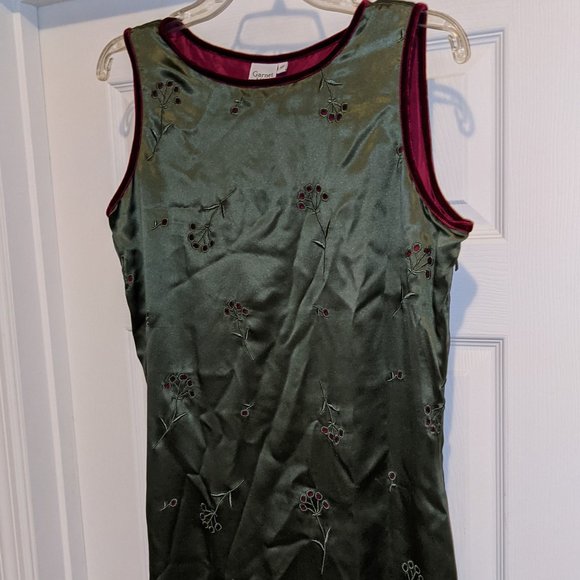 Garnet Hill Beautiful Green and Wine Silk Sheath Dress Size 10P - Picture 4 of 13